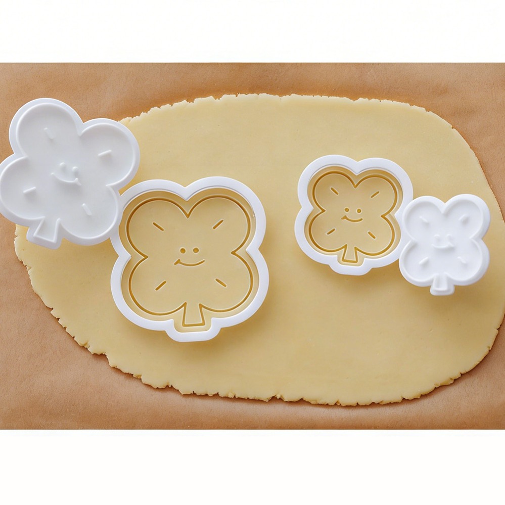 Lucky Four-Leaf Clover Cookie  - đánh giá và giá Kitchen Baking Products